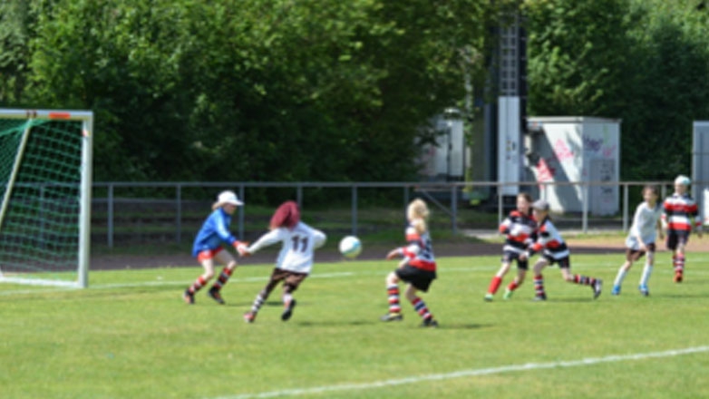 Pfingsten: Fußballfest in Blankenese