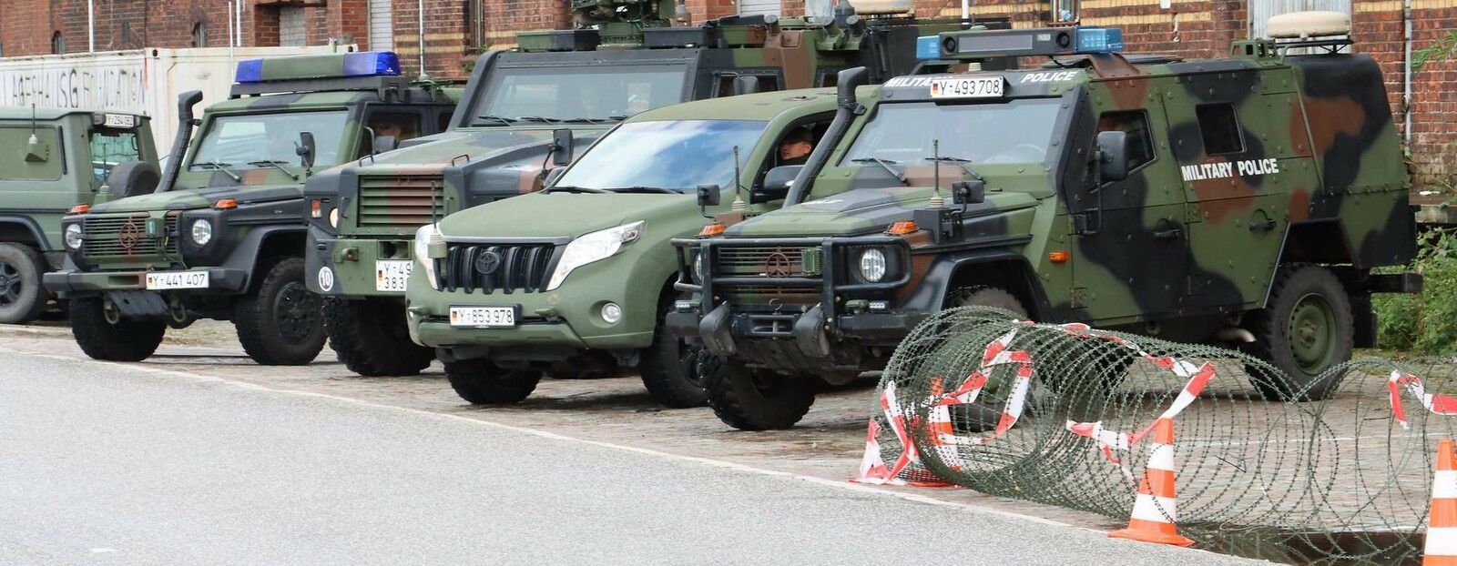 Militärfahrzeuge